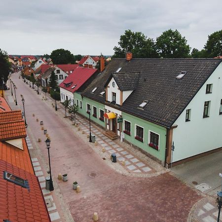 Dom Wczasowy Pod Zegarem Леба Экстерьер фото